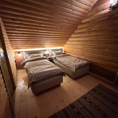 Forest House Деревянный коттедж Сходница