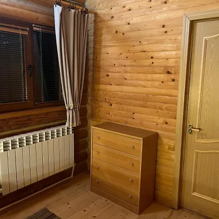 Forest House Деревянный коттедж Сходница