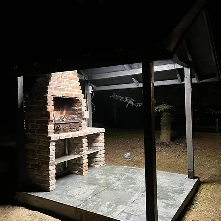 Forest House Деревянный коттедж *