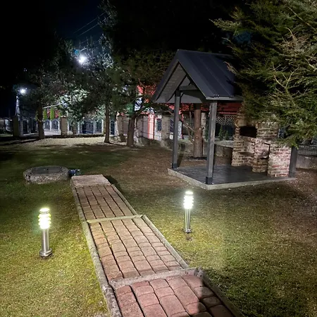 Forest House Lodge
